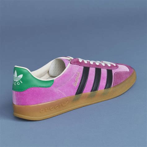 gucci pink gazelles